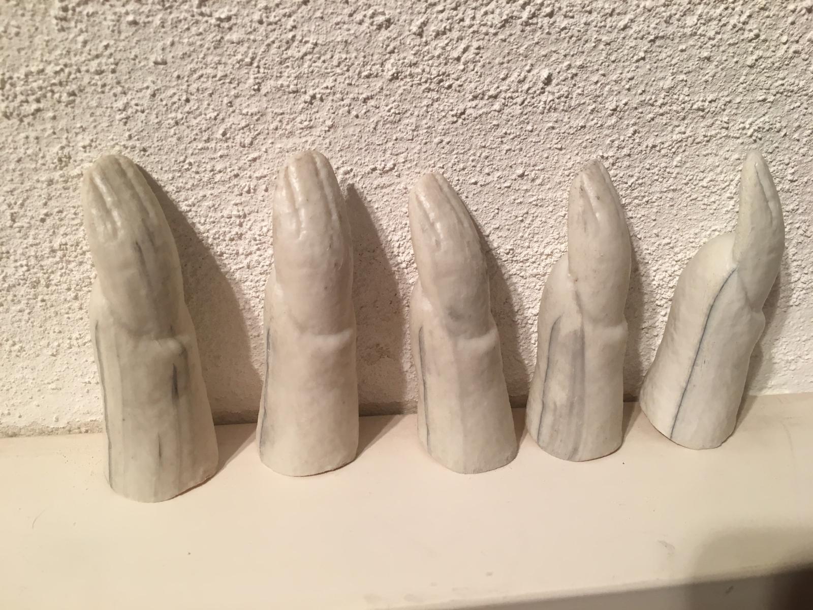 Fingernägel Weiß seitenansicht Brandecker